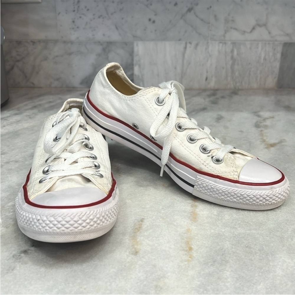 Converse Chuck Taylor All Star Low Top White Sneakers